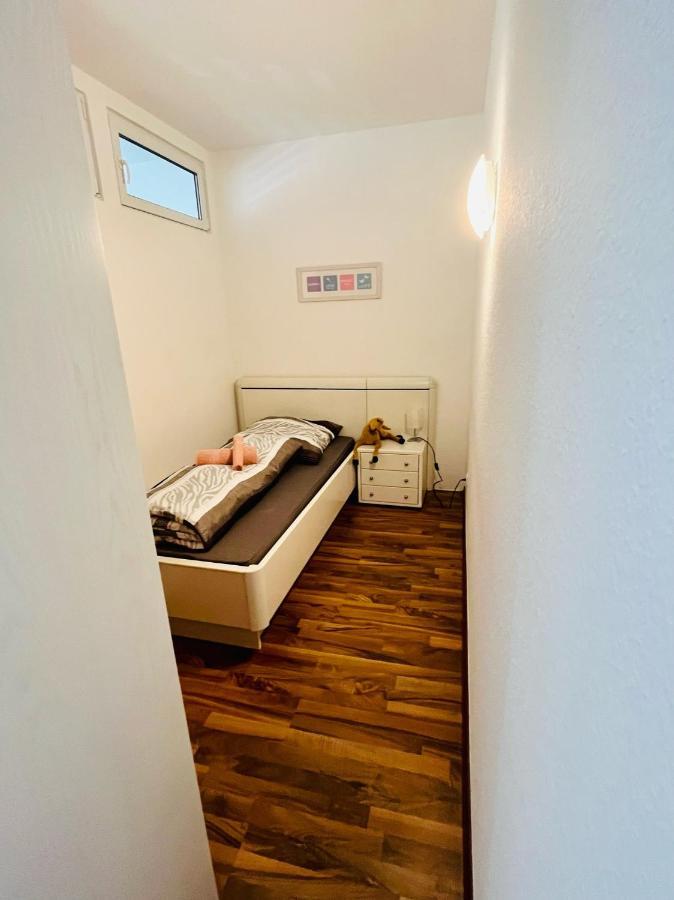Nasa Wohnung Uerdingen Krefeld Bagian luar foto